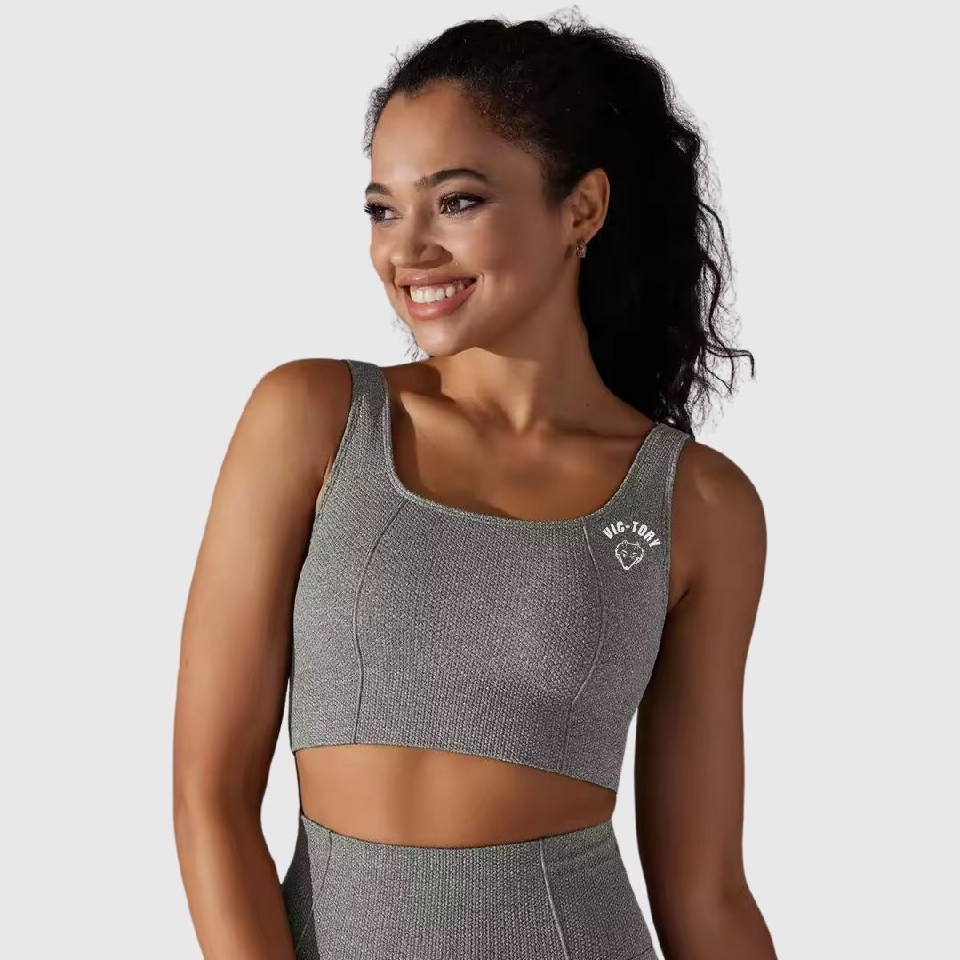 VICTORY Seamless Padded Sports Bra