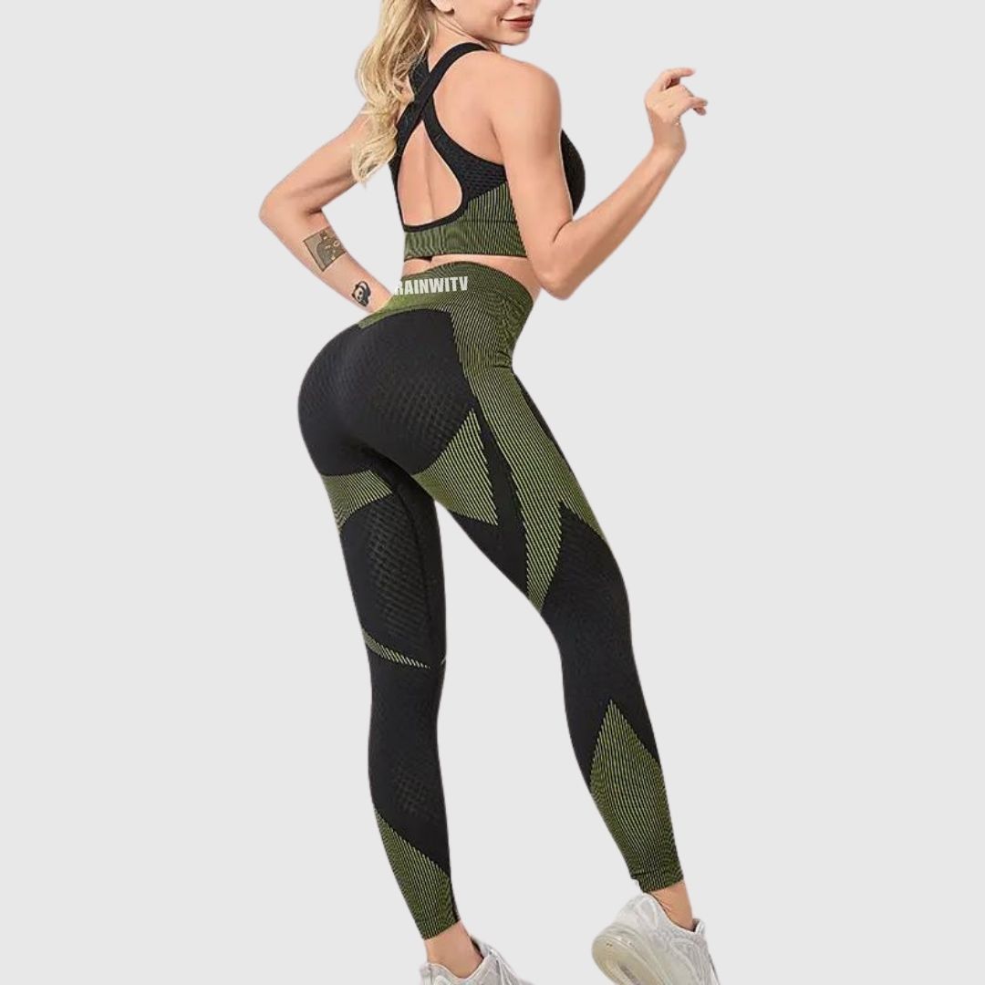 Victory High Stretch Seamless Sports 3 Piece Set